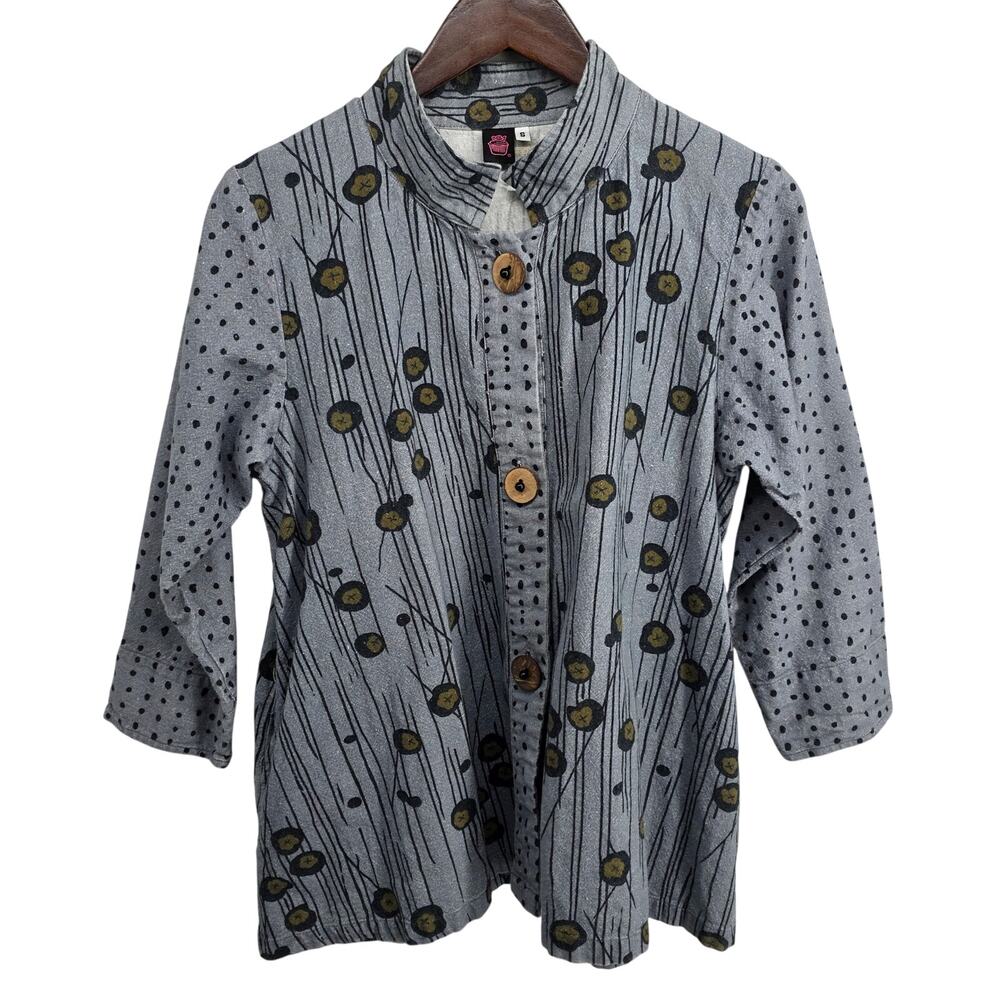 Cupcake International Floral Abstract Art to Wear Top Size Small